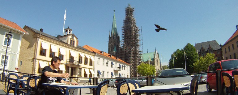 Domkyrkan är ständigt närvarande i stadsbilden